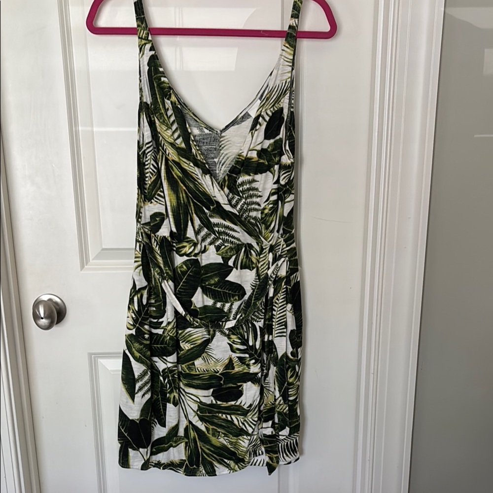 H&M Green and White Mini Wrap Sundress sz M